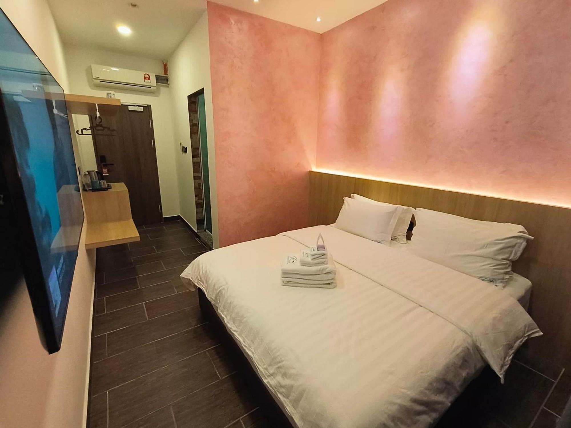 Red'S Hotel Бинтулу Экстерьер фото