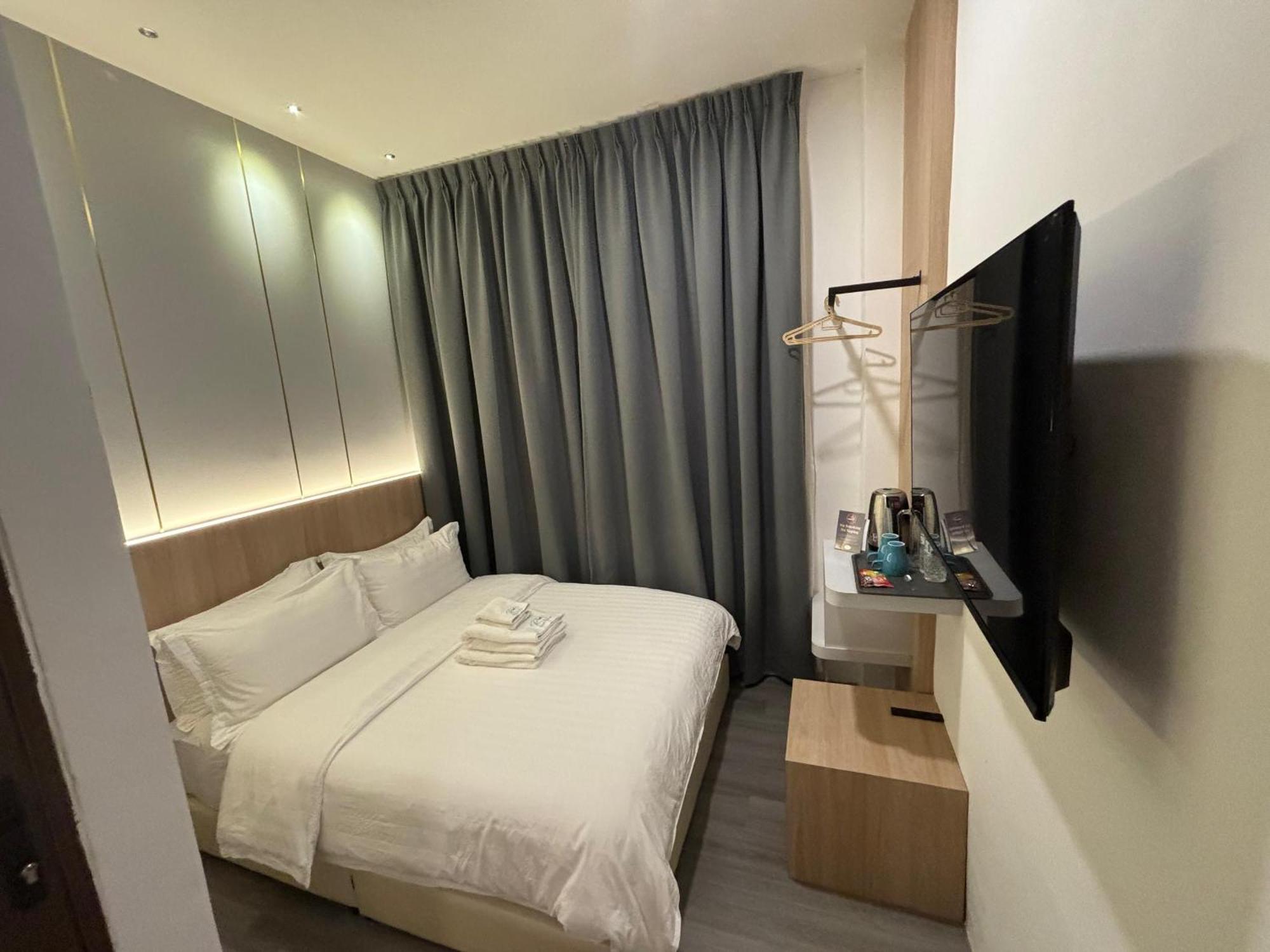 Red'S Hotel Бинтулу Экстерьер фото