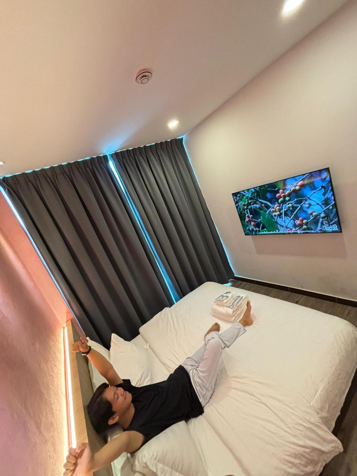 Red'S Hotel Бинтулу Экстерьер фото